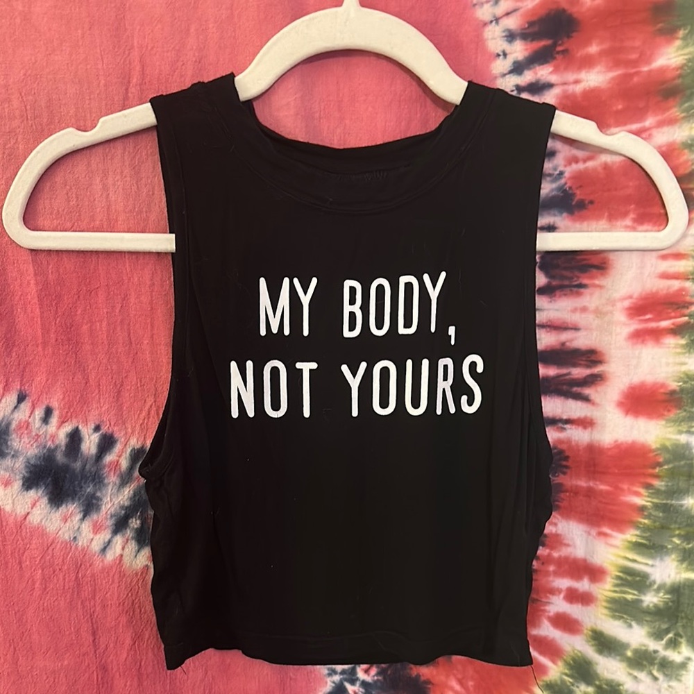Black Sleeveless Graphic Top